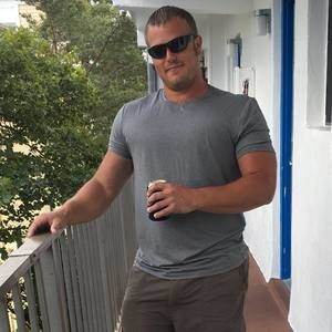 Meet your Posher, Justin